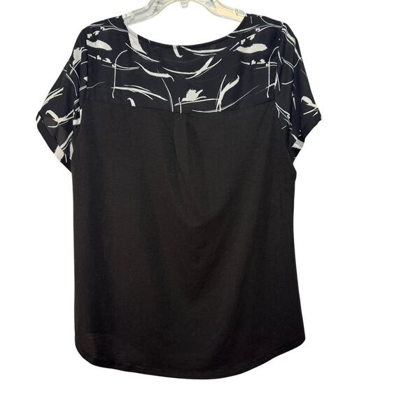 Apt 9 Black and White short sleeve blouse. Women’s Plus Size 0X - Picture 3 of 5